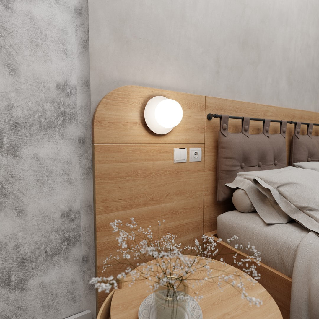 VESIO Sieninis šviestuvas Balta 1 - šoninis vaizdas